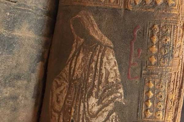 Aksaray'da şüphe üzerine durdurulan araçtan tarihi İncil çıktı