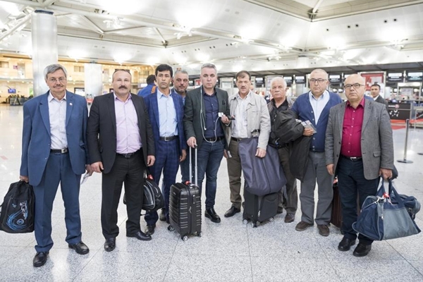 Endülüs'ü ziyaret edecek muhtarlar yola çıktı