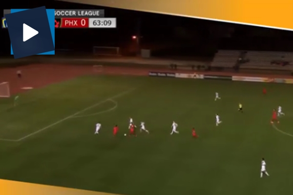 Eski Galatasaraylı futbolcudan muhteşem gol