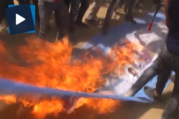 Filistinliler, İsrail bayrağını yaktı