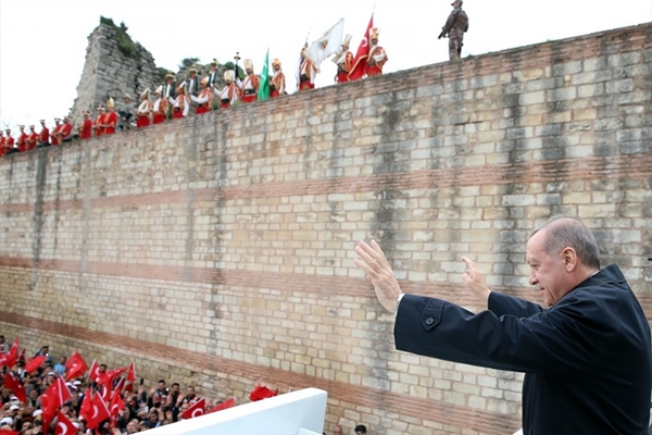 Fatih 6. Olağan İlçe Kongresinden dikkat çeken kareler