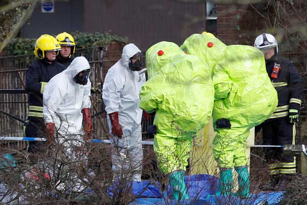 Rusya: İngiltere, Skripaller'i kasıtlı olarak suni komaya soktu