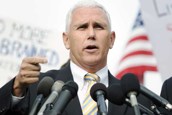 Trump'ın ardından Pence'de tweet attı: Papaz Brunson...