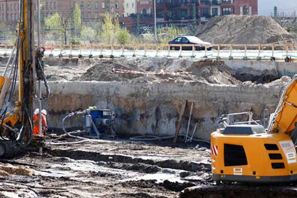 Yarım tonluk bomba bulundu! Berlin boşaltılıyor