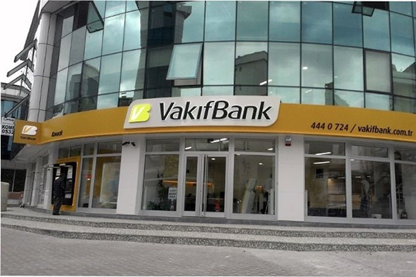 VakıfBank'tan 1,3 milyar dolarlık sendikasyon kredisi anlaşması