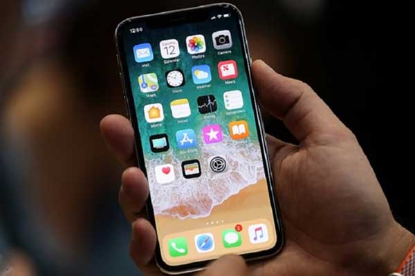 iPhone’ların ismi değişiyor