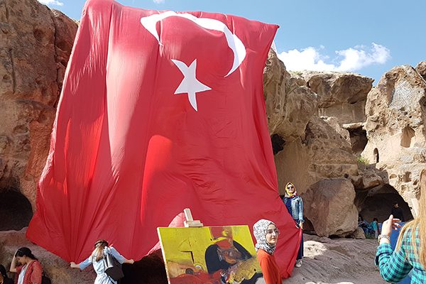 Niğbor Uluslararası Sanat Günleri başladı