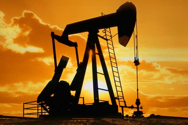 ABD'nin nükleer anlaşmadna çekilmesi petrol fiyatlarını yükseltti