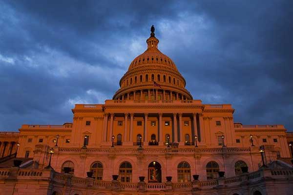 Müslüman kanaat önderlerinden ABD Kongresine ziyaret