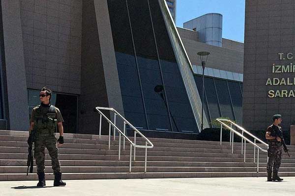 FETÖ'nün 'Hava Kuvvetleri' yapılanmasına operasyon