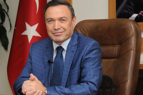 Rektör görevden alındı