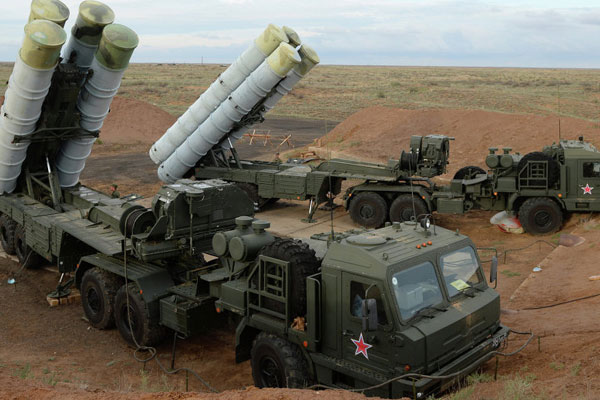 Rusya'dan Suriye'ye uzun menzilli füze