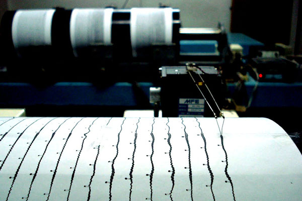 Japonya'da korkutan deprem