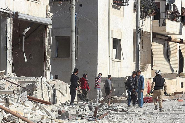 Rus jetleri Halep'te sivilleri vurdu