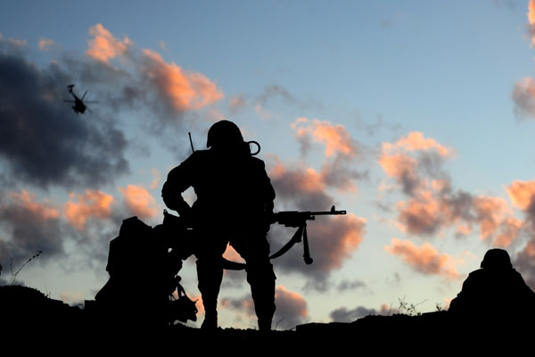 Türkiye'den IŞİD'e hava ve kara operasyonu