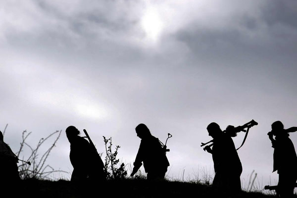 10 Pkk’lı teslim oldu