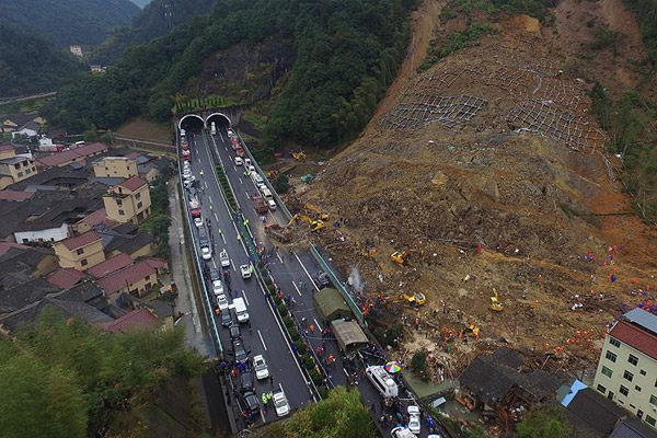 Çin'de heyelan faciası: 25 ölü
