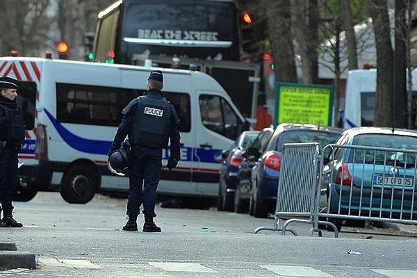 Fransa'da Türk'ü vurup intihar etti