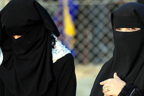 Peçe davası düştü