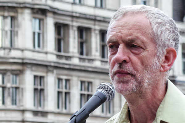 Corbyn medyayı eleştirdi: Can candır