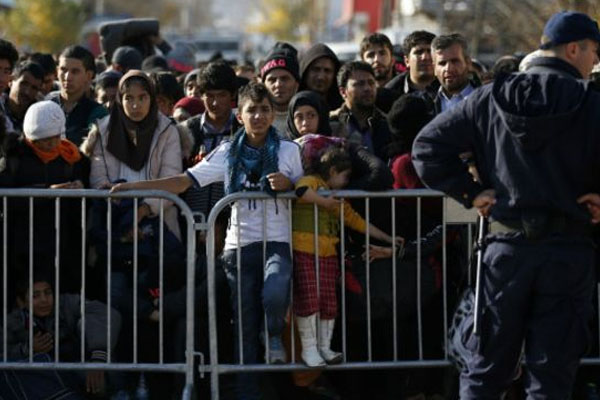 ABD'de eyaletler Suriyelileri istemiyor