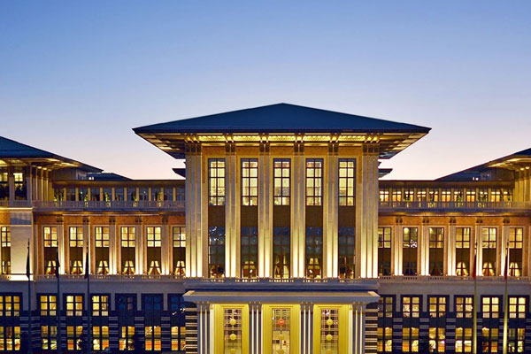 Öğretmenlere 'AK Saray' kriteri