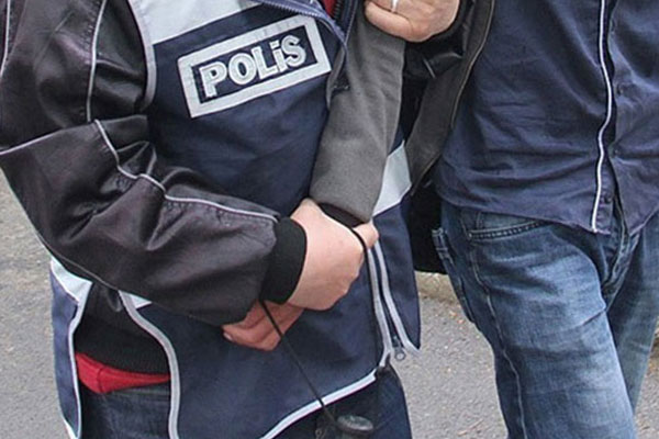 Adana'da operasyon: 5 tutuklama
