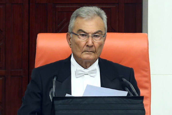 Baykal, CHP'nin saygı duruşu teklifini reddetti