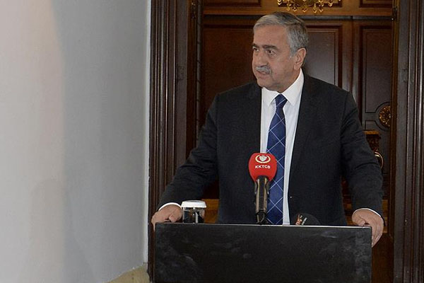 Akıncı'dan 'eşit statü' tepkisi