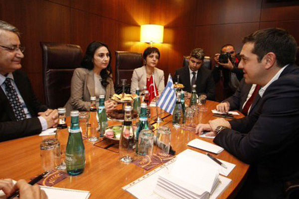 Çipras'tan HDP'ye 'hayranlık' mesajı