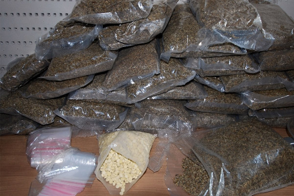 Gaziosmanpaşa’da uyuşturucu operasyonu