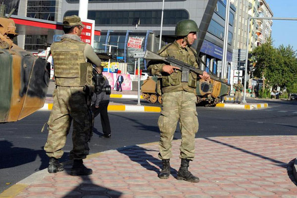 Lice'de sokağa çıkma yasağı ilan edildi