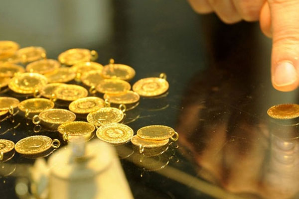 Altın fiyatlarında sert düşüş