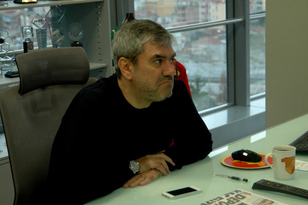 Yılmaz Özdil'e zorla getirme kararı