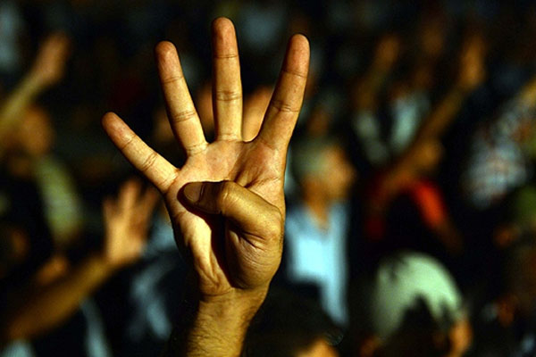 Mısır'da darbe karşıtı 26 kişiye gözaltı