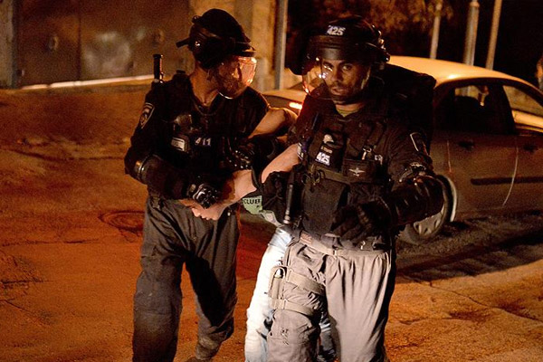 İsrail 25 Filistinliyi gözaltına aldı