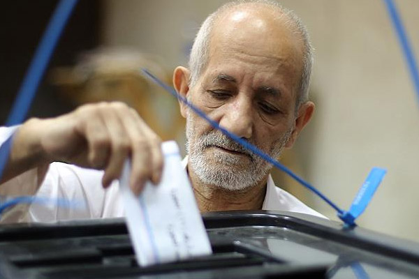 Mısır parlamento seçimlerinde değişiklik beklenmiyor