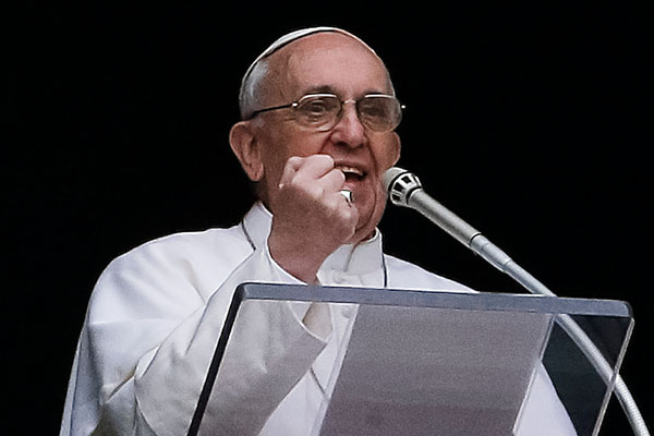 Papa için 10 bin polis görevlendirildi