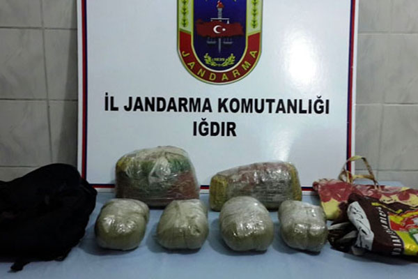 Sınırda uyuşturucuyla yakalandı