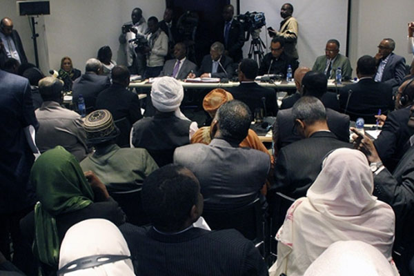 Sudan'da görüşmeler süresiz donduruldu