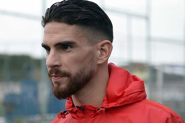 Trabzonspor'da Medjani sözleşmesini tek taraflı feshetti