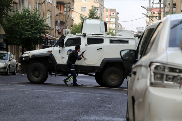 Şırnak'ta polisle çatışma!