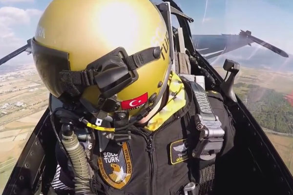 Rus pilota son uyarı: Sana sesleniyorum