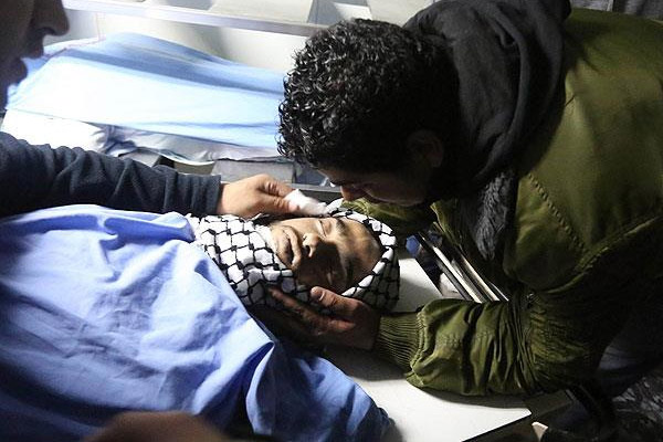 Kalbinden vurulan Filistinli çocuk hayatını kaybetti