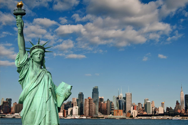 Özgürlük Anıtı aslında başörtülü olarak tasarlanmış