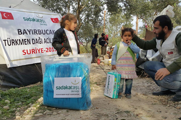 Sadakataşı'ndan Türkmen Dağı'na yardım