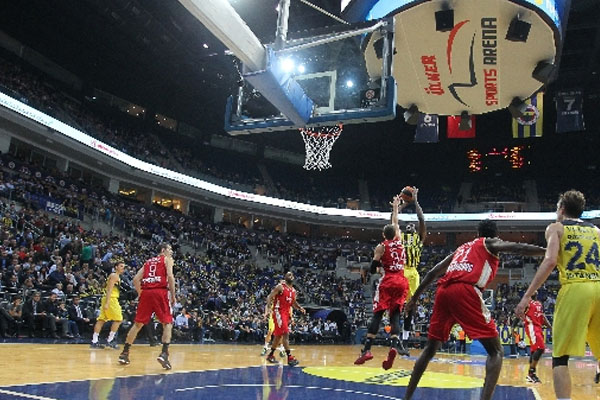 Fenerbahçe üst turu garantiledi