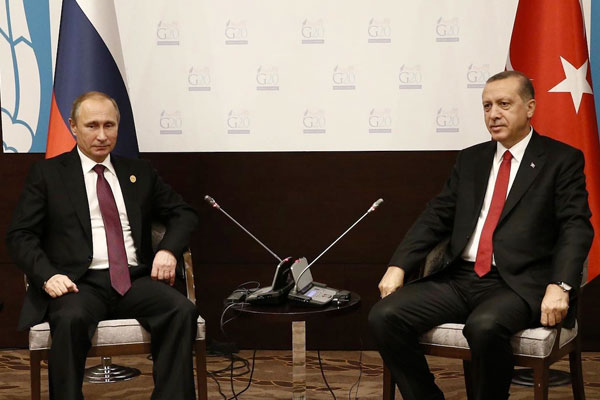 FT: Putin ve Erdoğan birbirlerini sınıyor