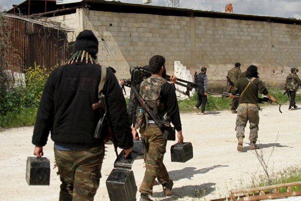 Suriyeli muhalifler Kürt Dağı'na saldırıyor