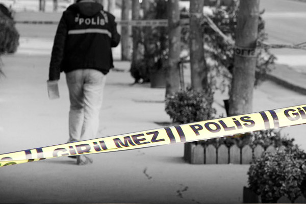 Diyarbakır'da emniyete bombalı saldırı